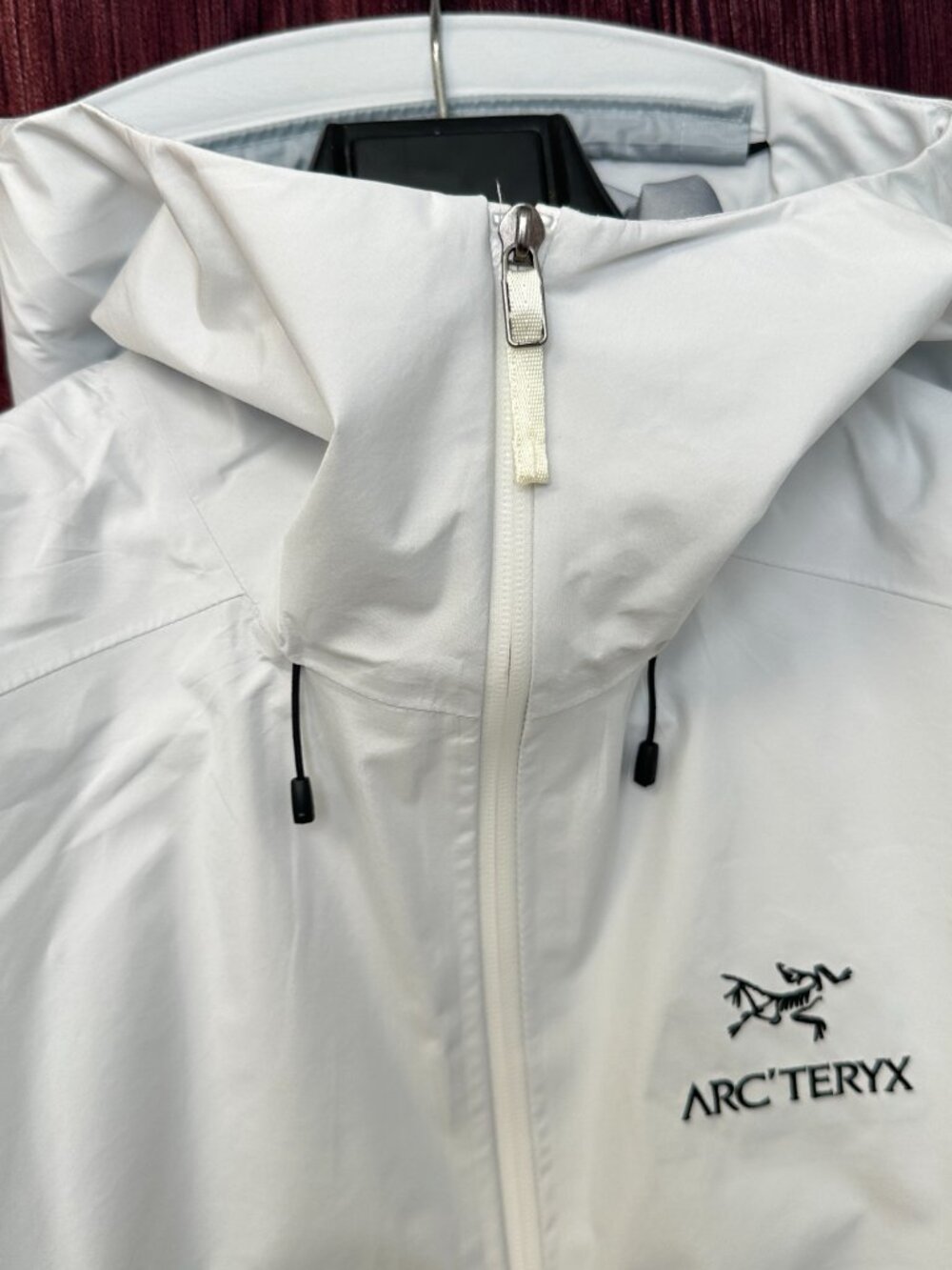 Arc'teryx Beta Series Sport Hooded Hardshell Jacket, Size L. - Picture 2 of 6